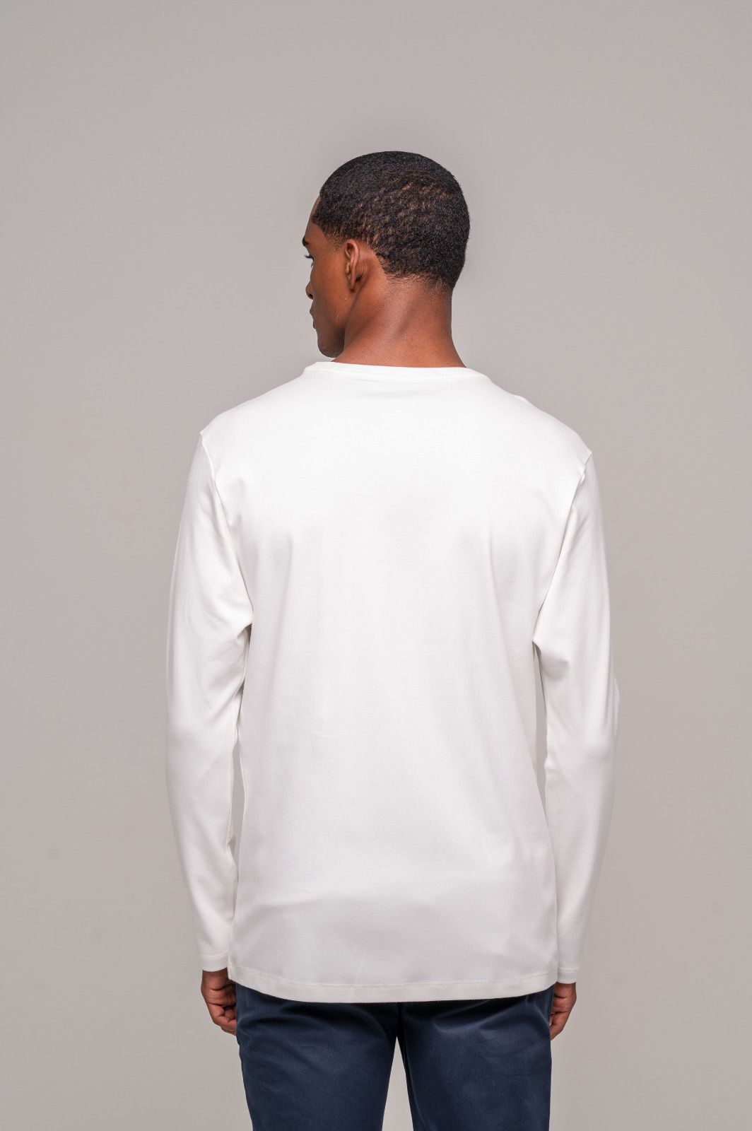 Camiseta Pima Off White Manga Longa - Imagem 4