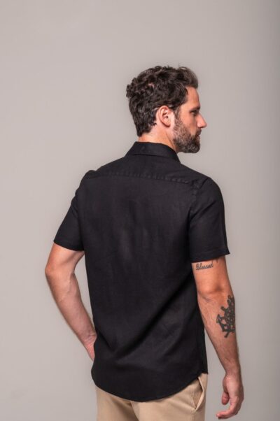 Camisa de Linho St. Tropez Preta Manga Curta - Imagem 4