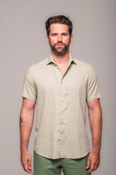 Camisa de Linho St. Tropez Pistacchio Manga Curta