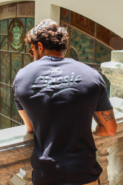 Camiseta Gold Estampada The Classic Preta - Imagem 4