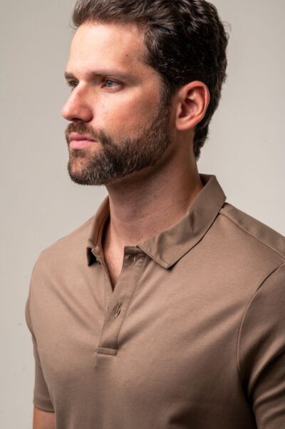 Camisa Polo Lyon Pima Supreme Ouro Antigo - Imagem 3