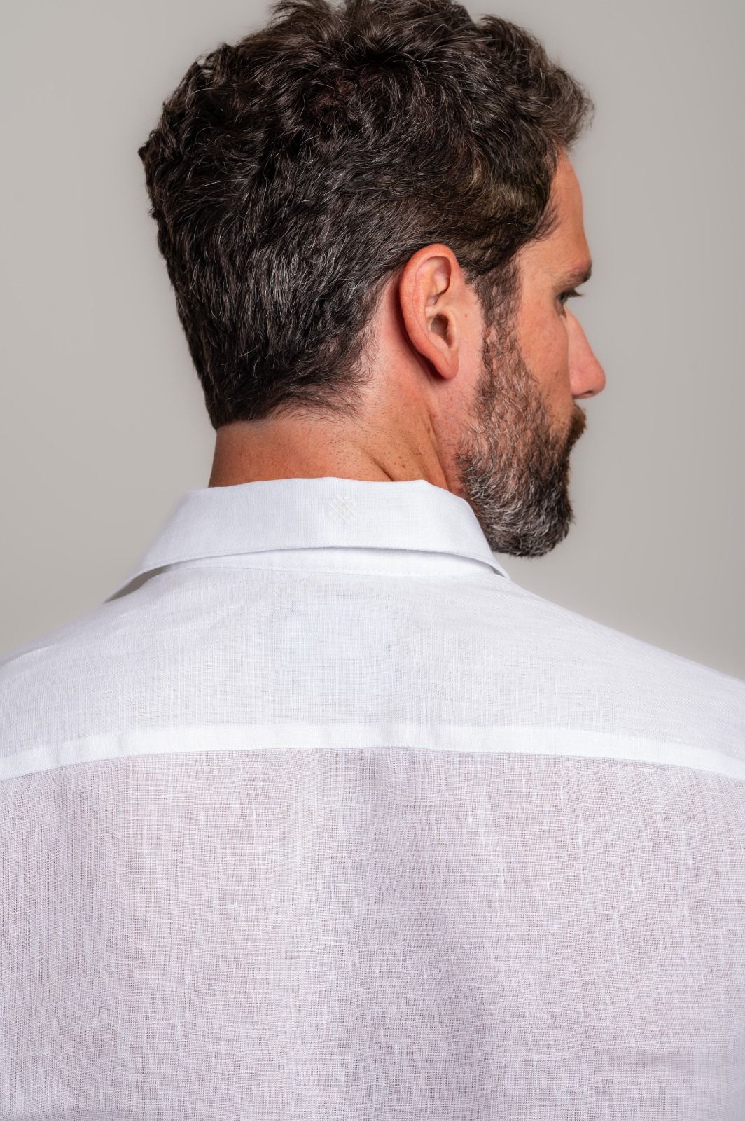 Camisa de Linho Irlandês Branco - Imagem 4